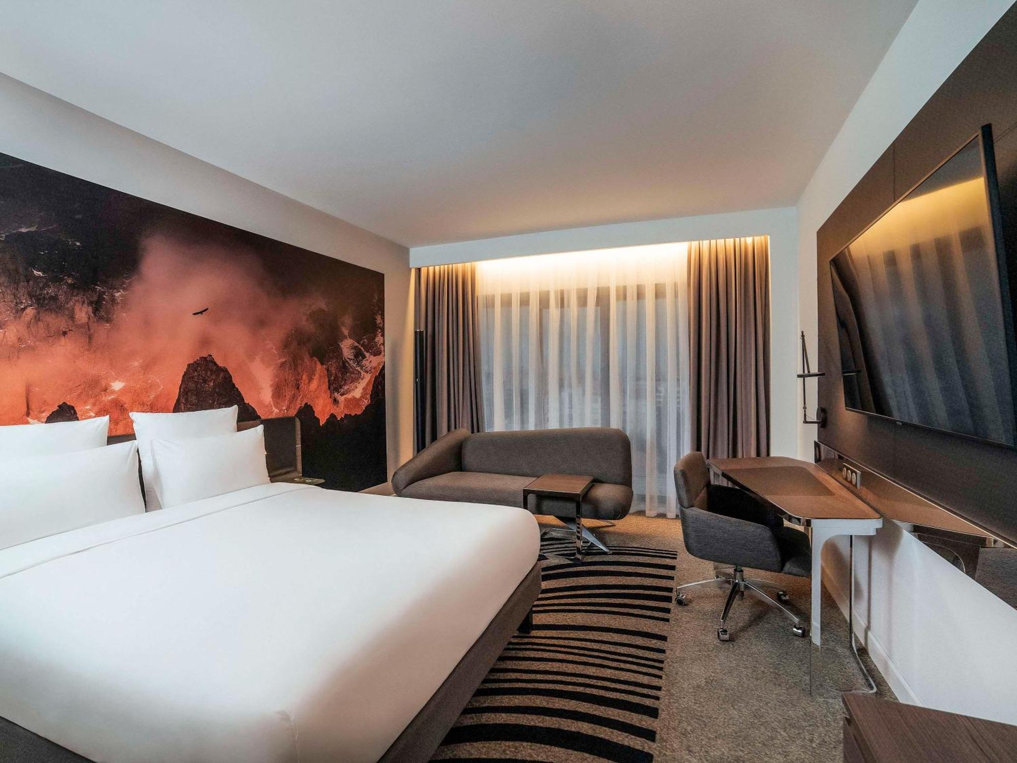 Novotel Bishkek City Center المظهر الخارجي الصورة